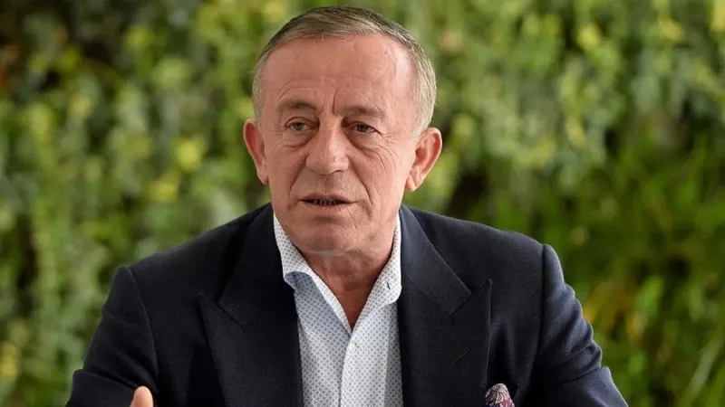 Ali Ağaoğlu Dede Oldu! Torununa Servet Mi Bağışlayacak?