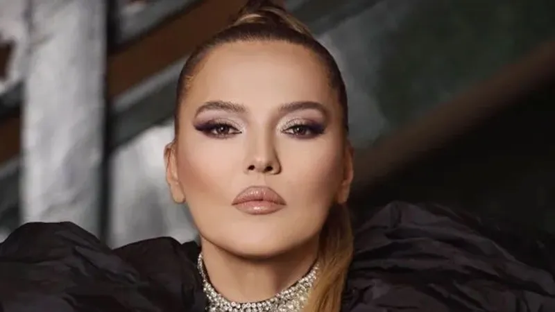Demet Akalın Bodrum esnafına isyan etti!