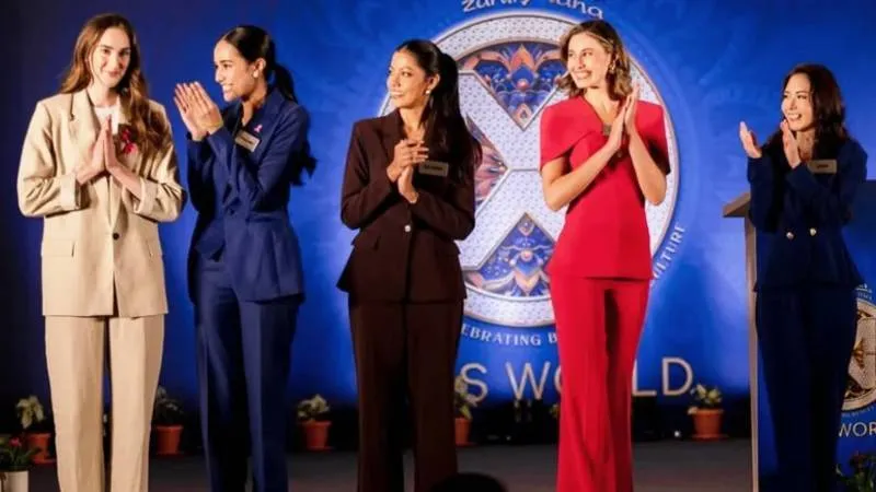 İdil Bilgen, Miss World'de çeyrek finale kaldı