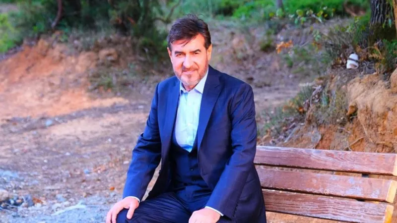 Kadir Tapucu 'İnci Taneleri' ile müzikseverlerle buluştu