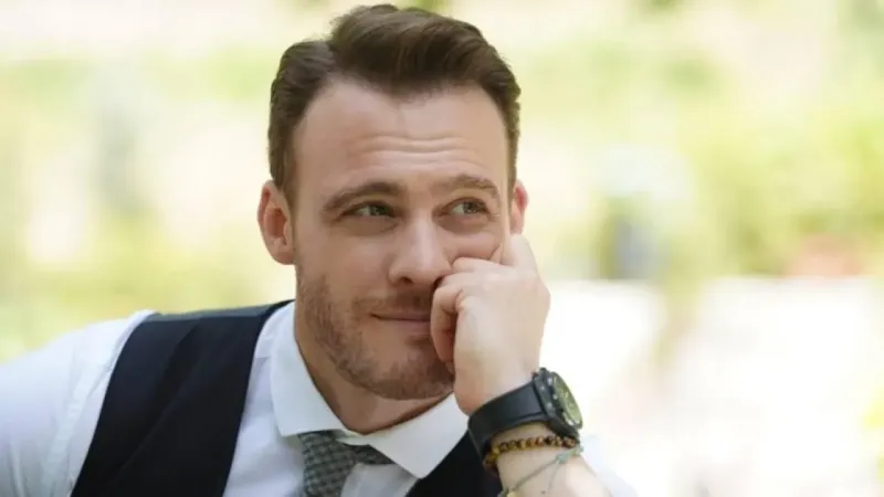 Kerem Bürsin hayatındaki değişikliği duyurdu: “Beklenmedik bir şey yaptım"