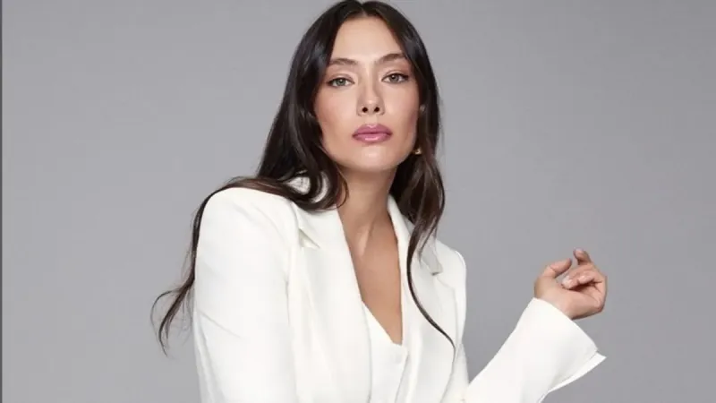 Neslihan Atagül: "İyi anne olabilmek için çabalıyorum"