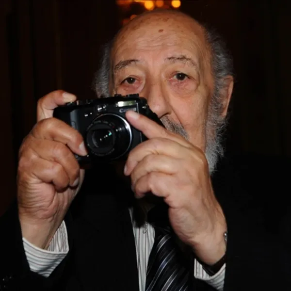 Ara Güler'in Sıradışı Hayatı Film Oluyor! "Merhaba" ile Beyazperdede
